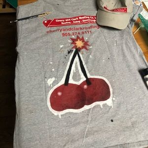 T shirt and baseball cap